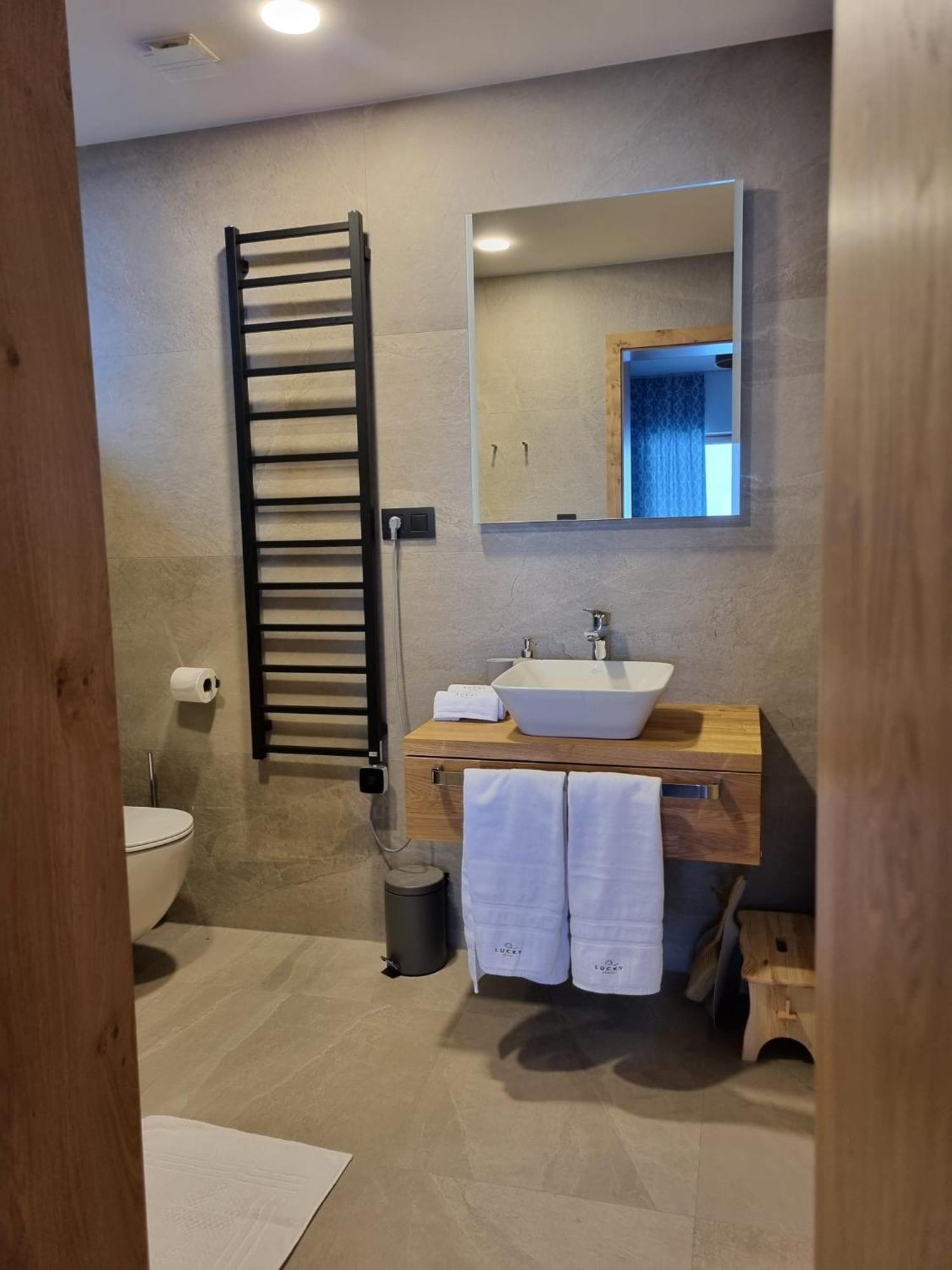 Lucky Chalet Jasna Luxury Apartment Demanovska Dolina Luaran gambar